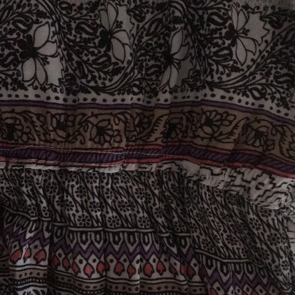 Light wight boho blouse - Picture 3 of 3